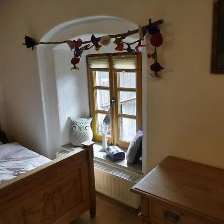 Spacious With Wellness Facilities Apartman Wunsiedel